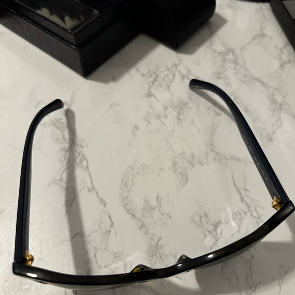NWOT Prada Sunglasses (women) - Picture 6 of 7